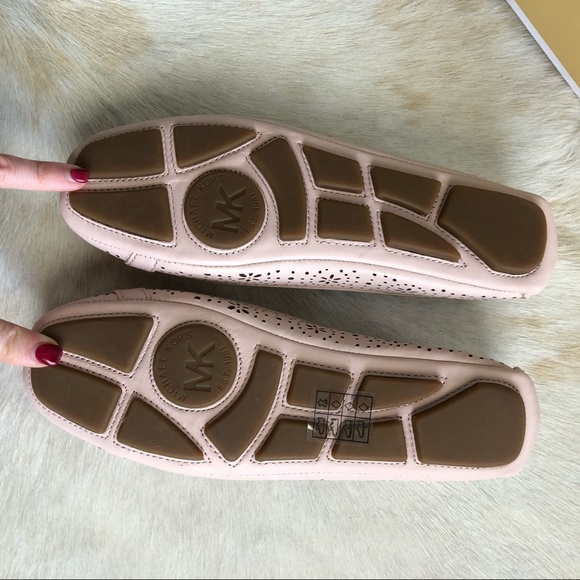Michael Kors Fulton Flat Lasered Leather Soft Pink - Picture 7 of 8